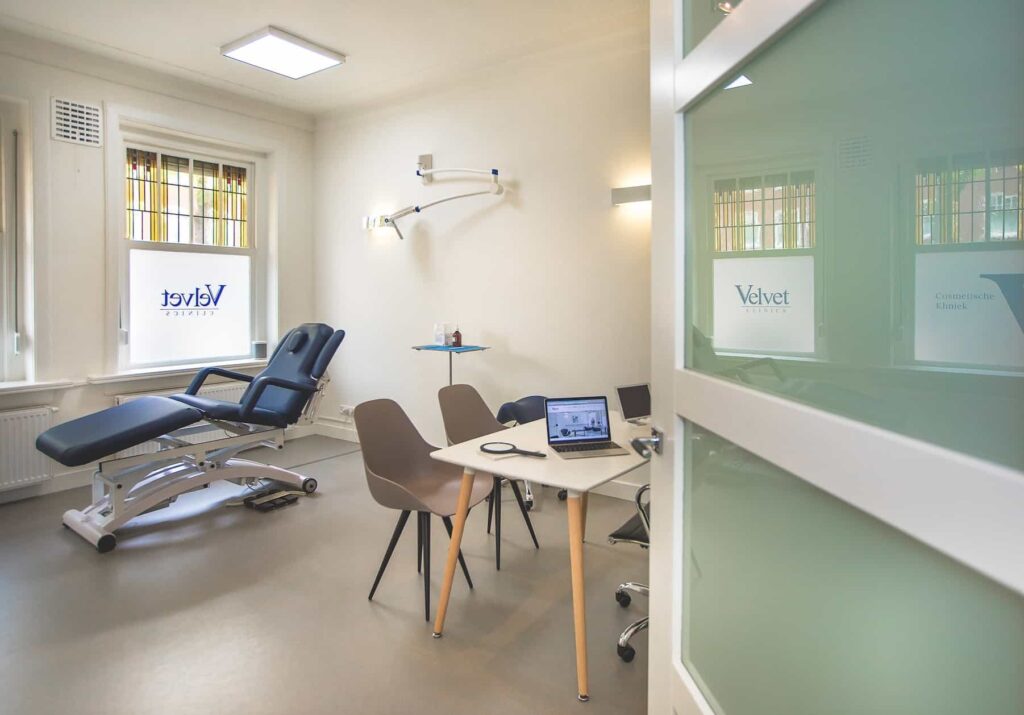 Behandelkamer van Velvet Clinics